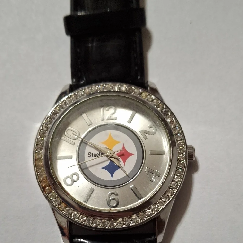 Classic Black Leather Strap Watch with Pittsburg Steelers
